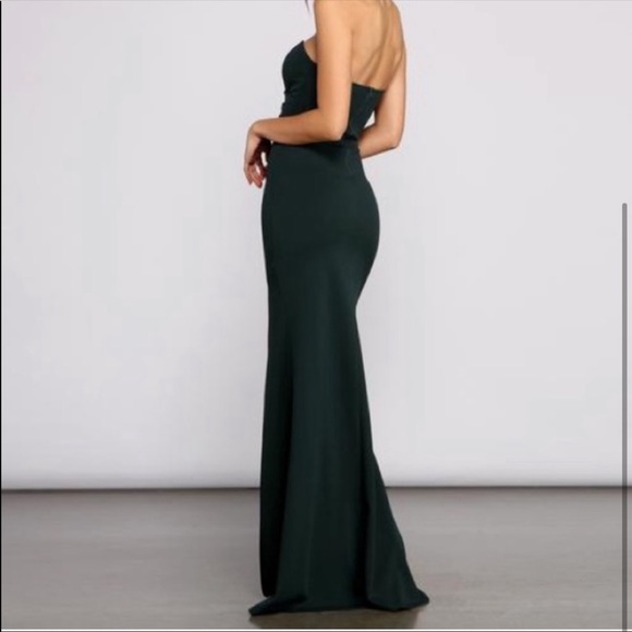 Windsor forest green formal gown - Picture 2 of 10